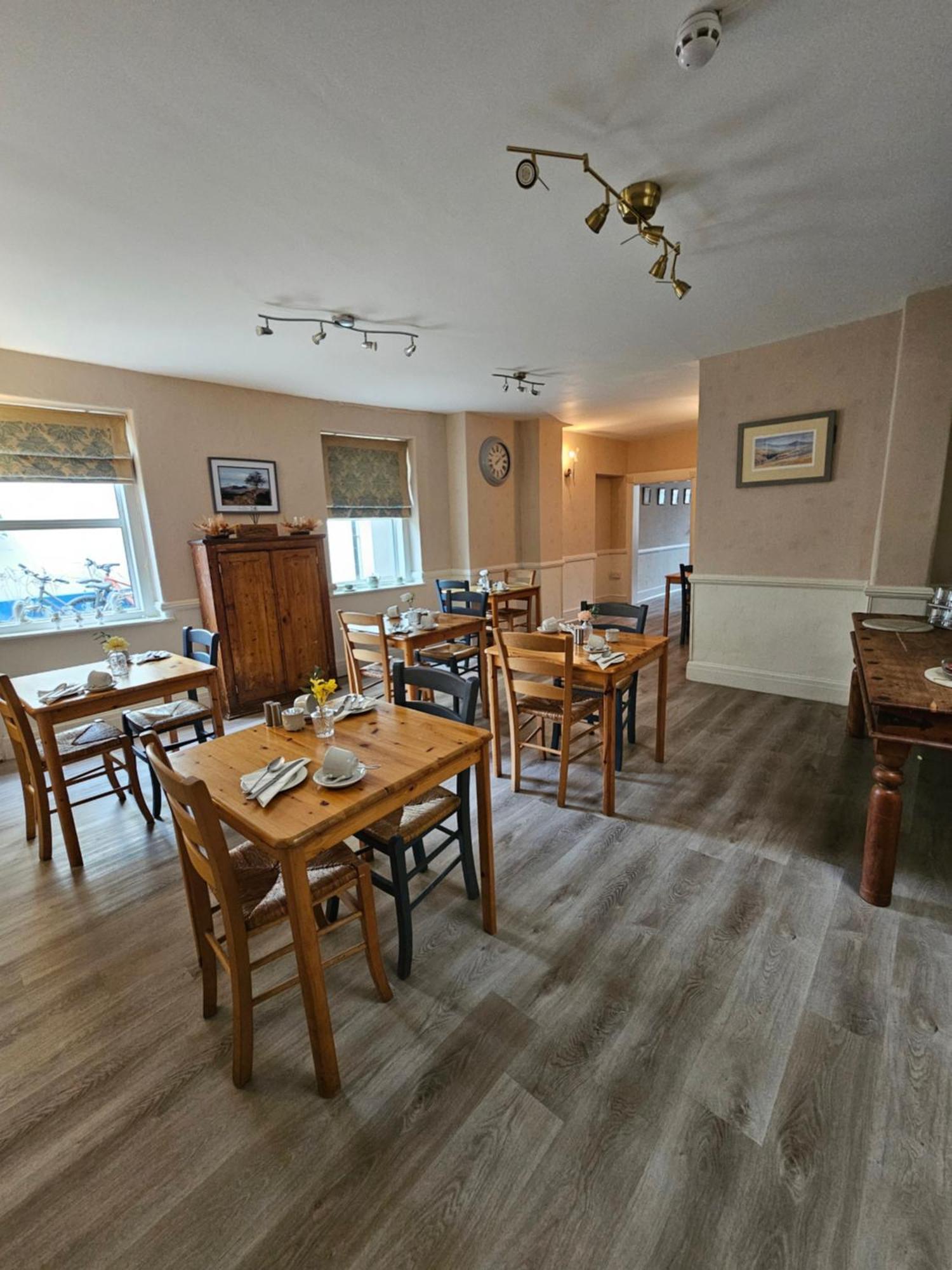 The Beacons Guest House Брекон Экстерьер фото