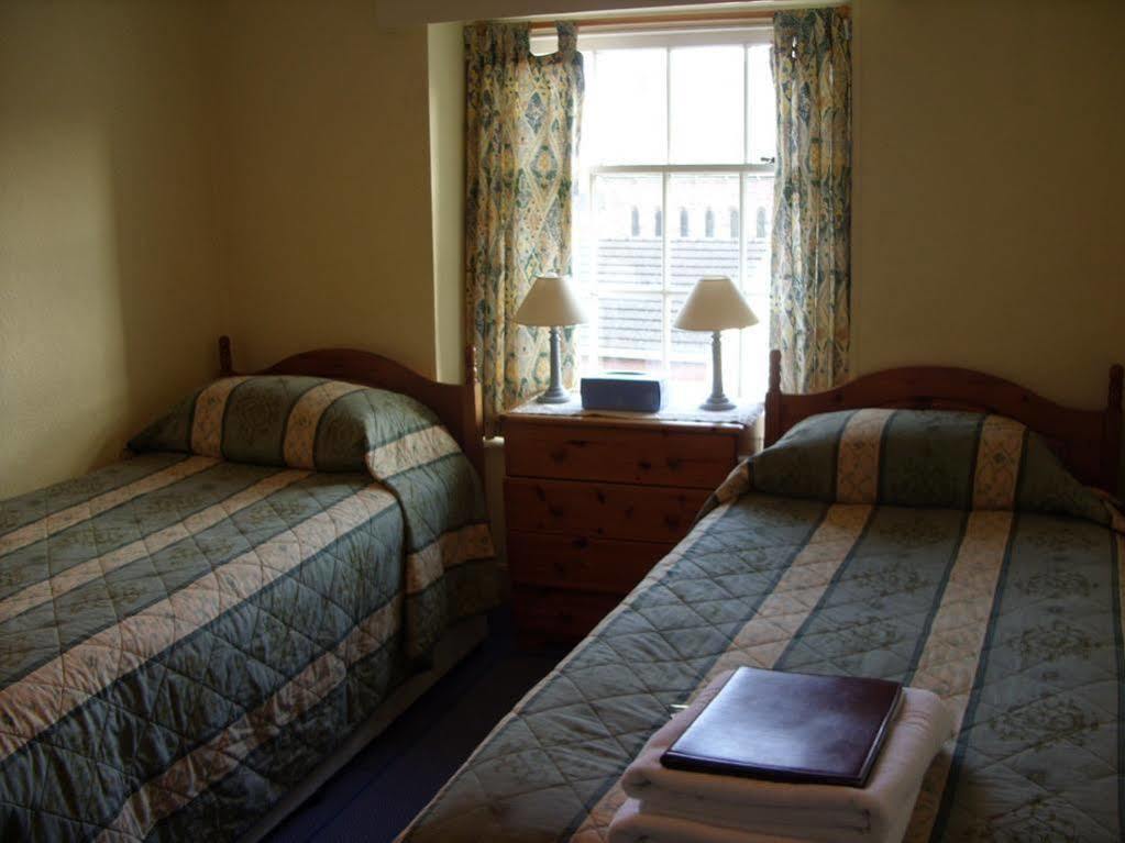 The Beacons Guest House Брекон Экстерьер фото